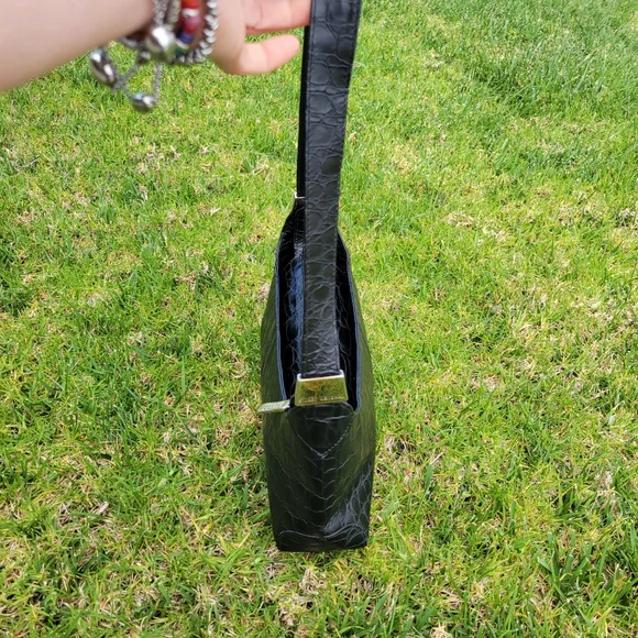 Y2K Stuart‎ Weitzman Black Vegan Snakeskin Embossed Shoulder Bag/Purse